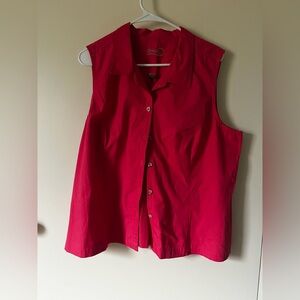 Chic Red Sleeveless Button-Down Shirt 2x